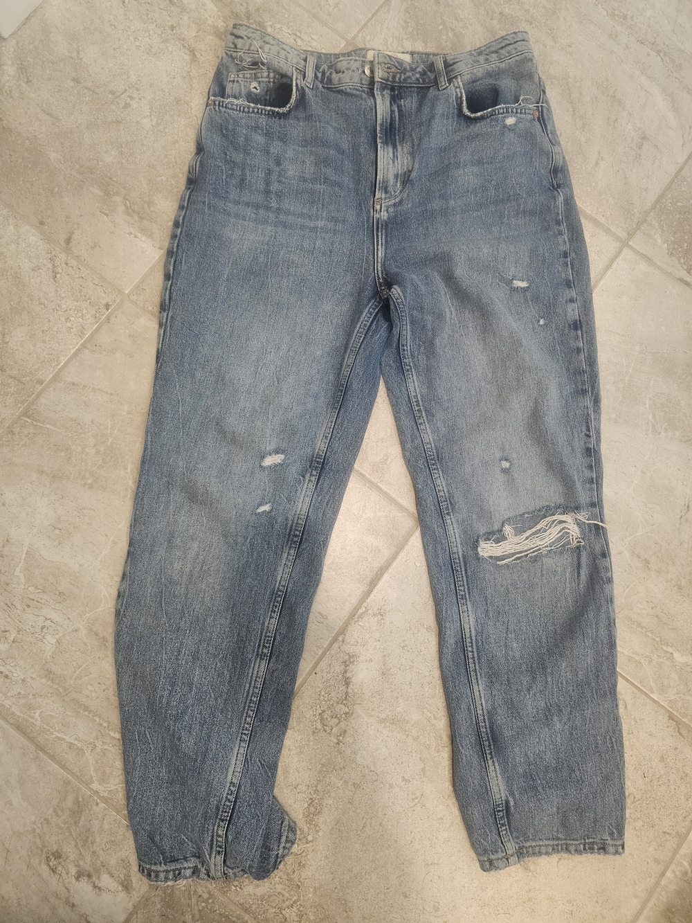 Free People Boyfriend Jeans. Size 30